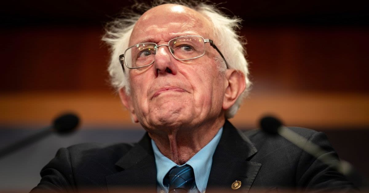 Bernie Sanders Stunned On Live TV When Asked To Name One Benefit Of Democrats DHS Shutdown