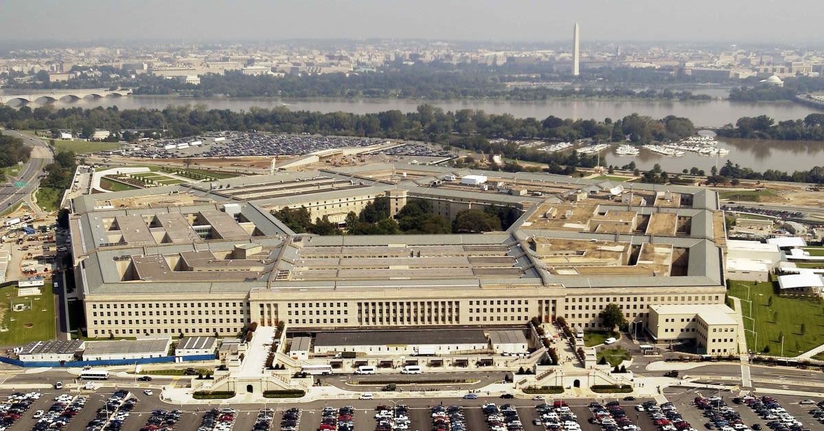 Retired Army Colonel Sentenced After Alleged Text Message Leak Of Top-Secret War Plans