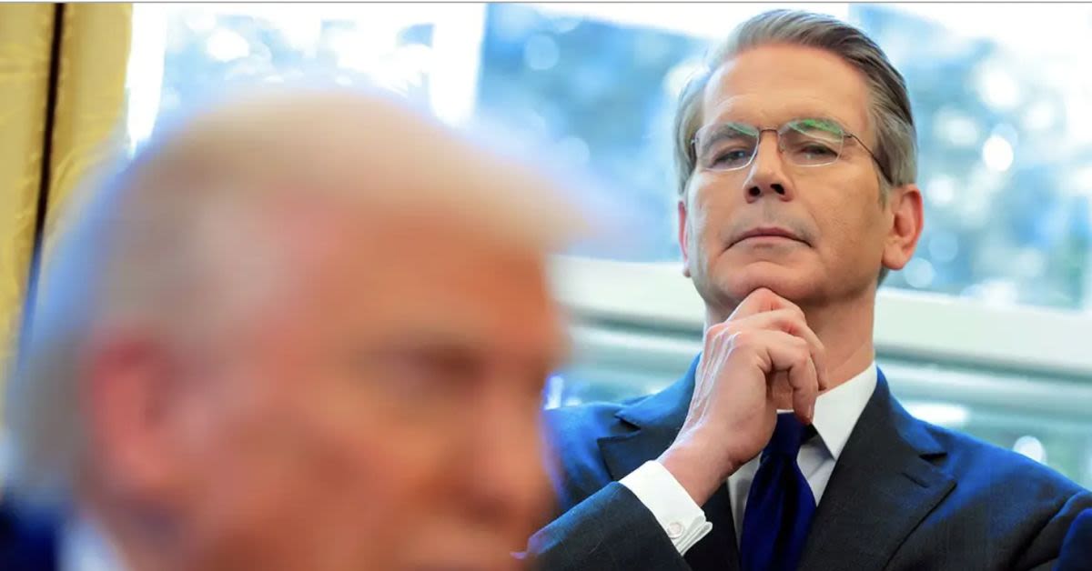 Bessent Urges Klobuchar And Warren To Stop Sending Incoherent Letters