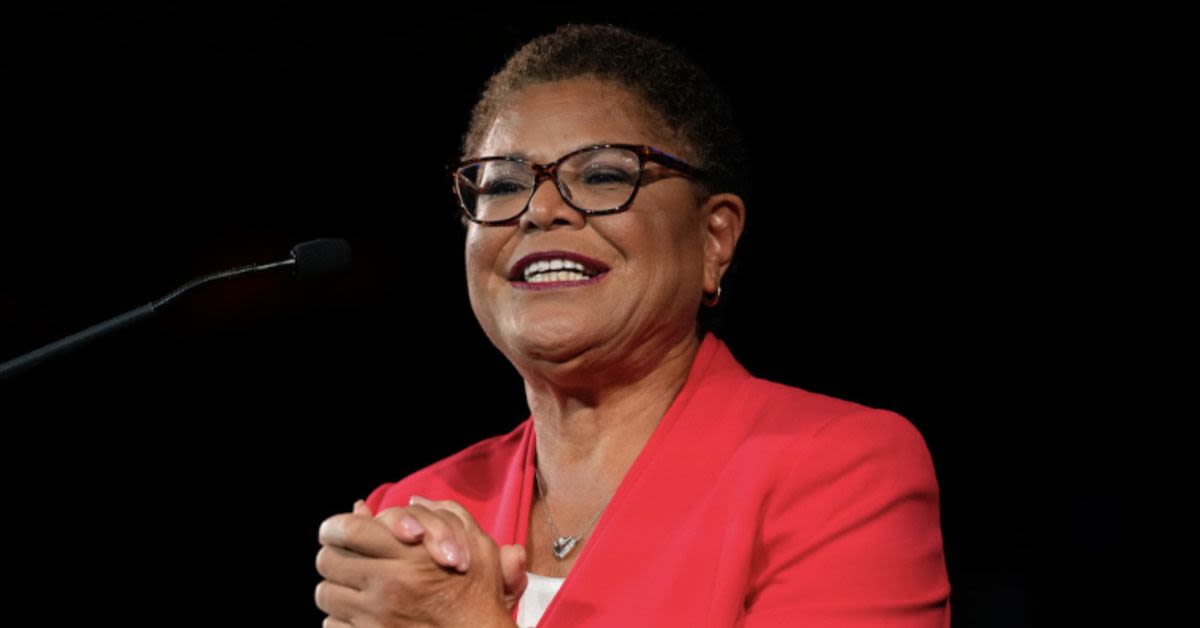 Karen Bass Accused Of Quietly Rewriting Wildfire Report To Shield City From Blame