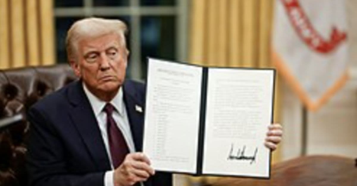 Trumps Sweeping Pardon Of Jailed Republican Congressman Ignites Washington Firestorm