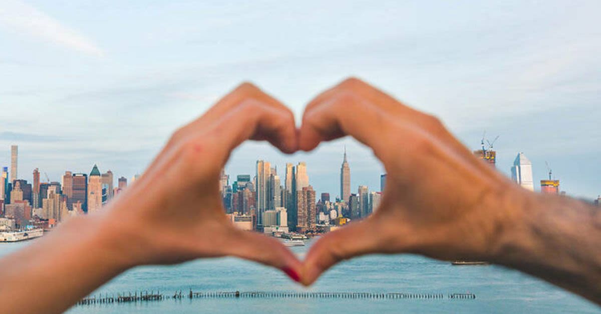 New 'City Of Romance' Rankings: NYC Still Takes The Crown, But Surprise Southern City Lands In Top 5