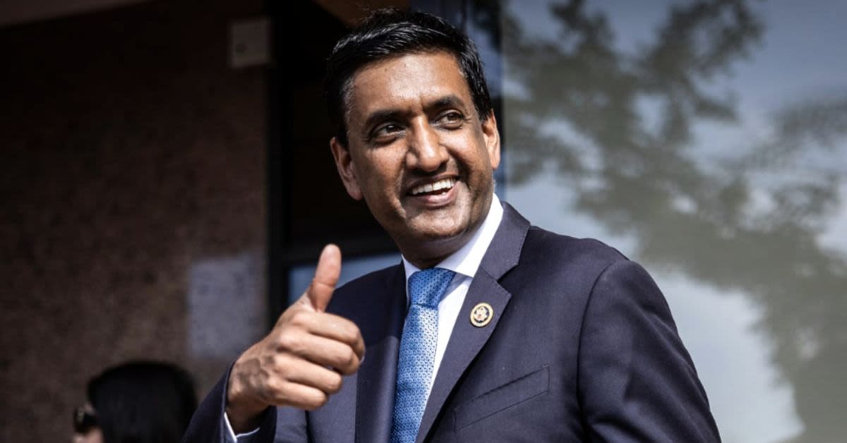 Ro Khanna Defends Alliance With Radical Streamer Accused Of Extreme Antisemitism And Dog Abuse