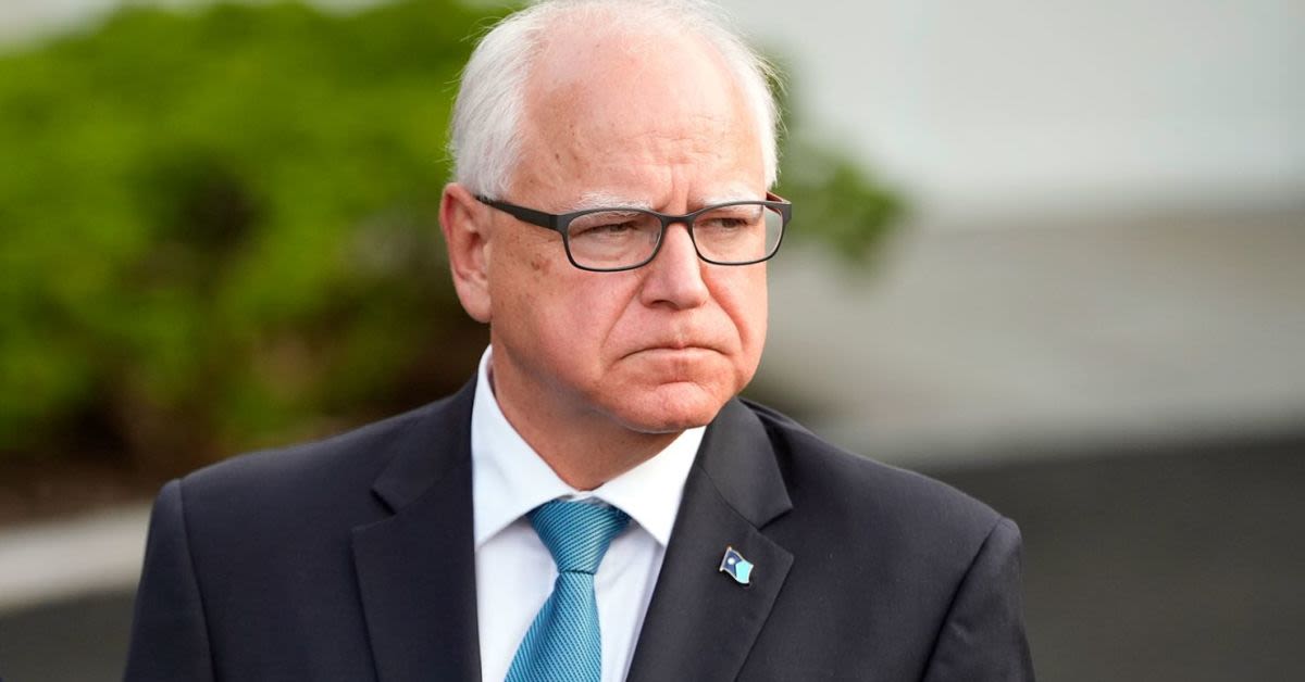 Trump Torches Tim Walz In Brutal Thanksgiving Message