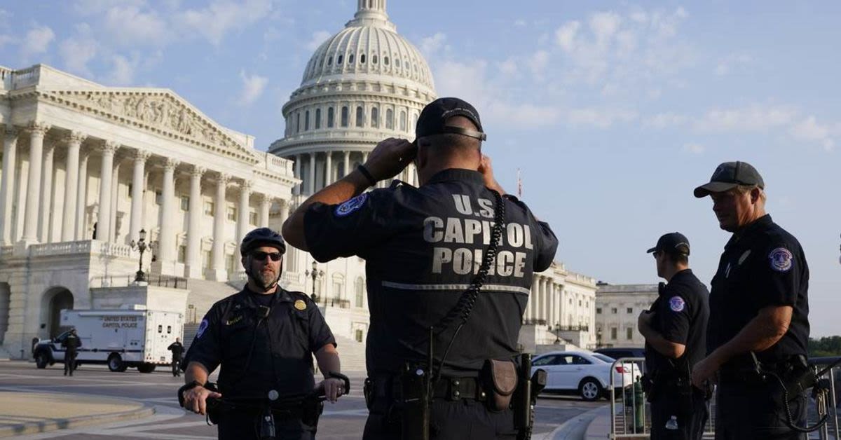 Armed Teen In Tactical Gear Sprints Toward Capitol Before Cops Make Stunning Move