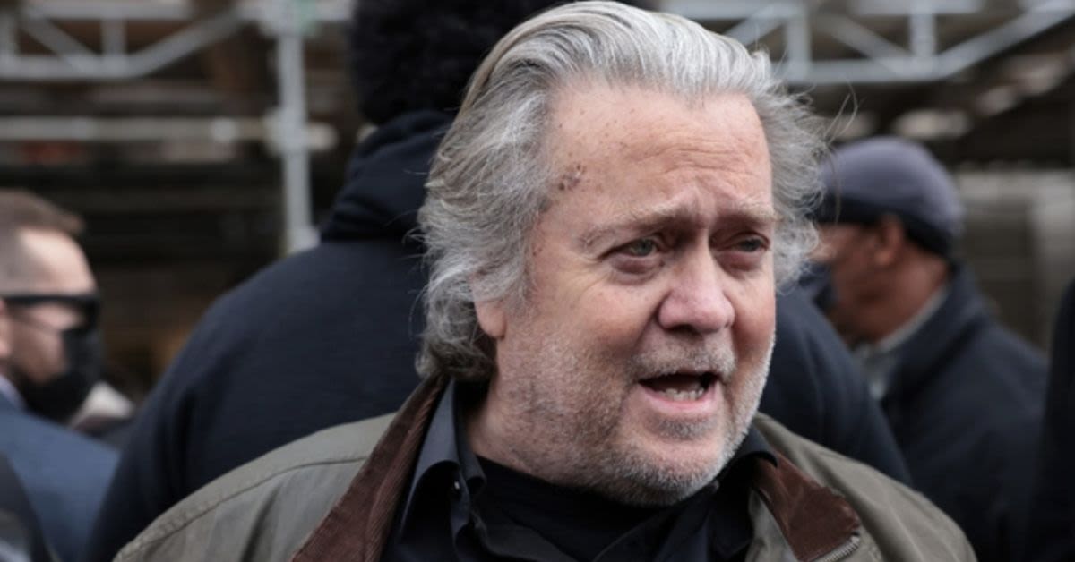 Bannon Drops Bombshell Theory On Trump's ICE Airport Crackdown
