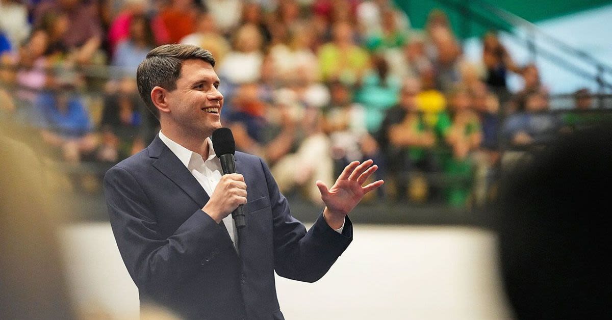Watch: Trump-Aligned Group Drops Six Figures on Brutal 'Talafreako' Ad in Texas
