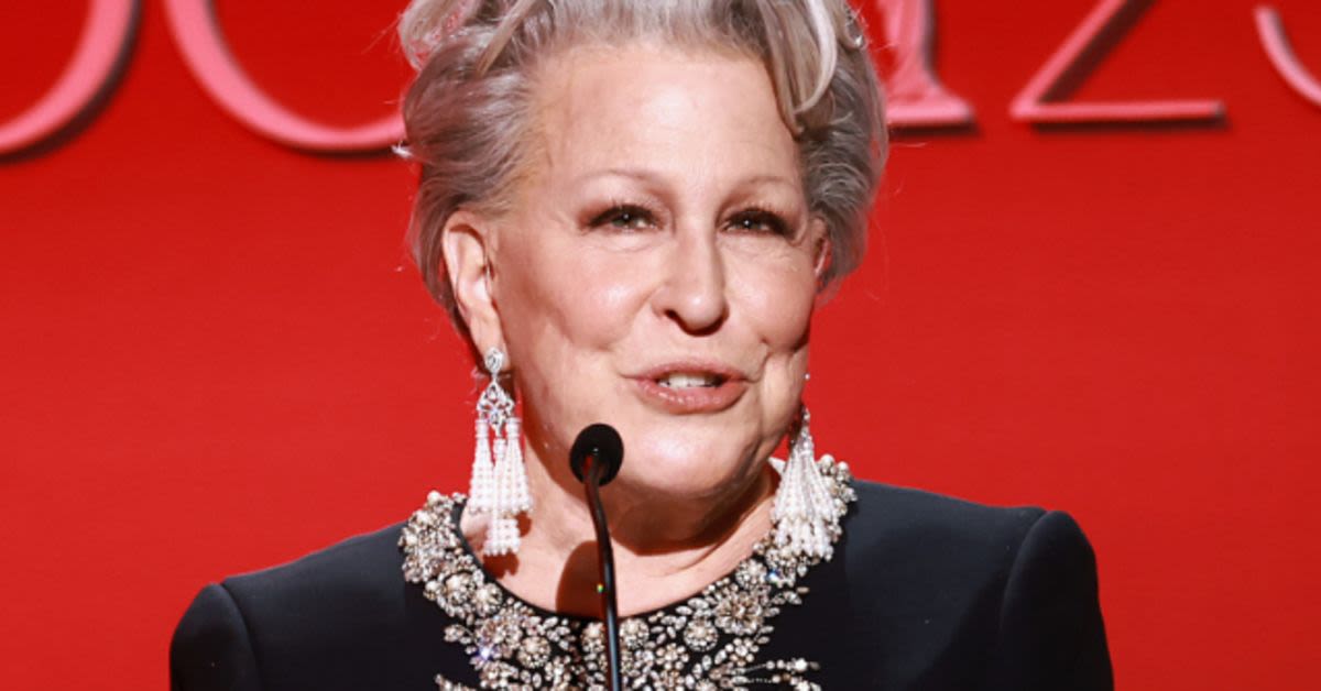 Bette Midler Drops Anti-Trump Remix of Woody Guthrie Classic: 'All You Fascists Bound to Lose'