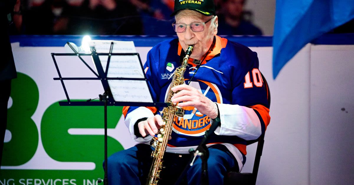 Watch: 105-Year-Old WWII Hero Silences Packed NHL Arena