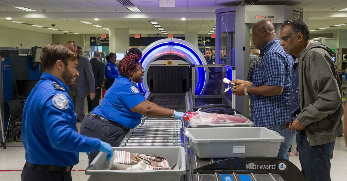 TSA Issues Bizarre World Cup Warning About Americas Favorite SauceAnd Travelers Are Already Getting Caught!